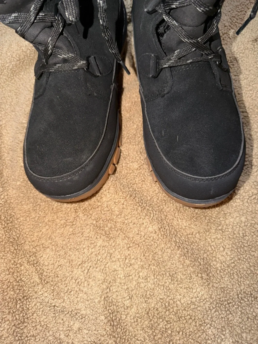 Universal Thread tall black